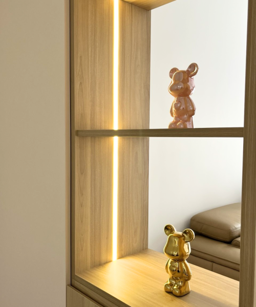 Storage Cabinet 28